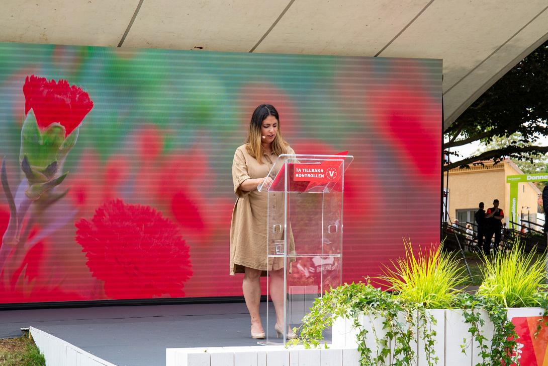 Nooshi – do you dare to do as Spain’s Social Democrats have done?